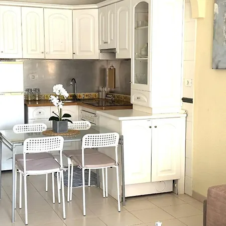 Infinity Sea & Pool Oasis By Deihu Experiences Apartment