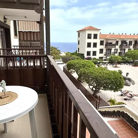 Infinity Sea & Pool Oasis By Deihu Experiences