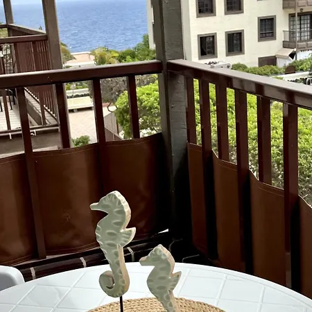 Infinity Sea & Pool Oasis By Deihu Experiences Апартаменты Арона