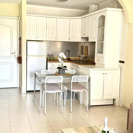 Infinity Sea & Pool Oasis By Deihu Experiences Appartamento *