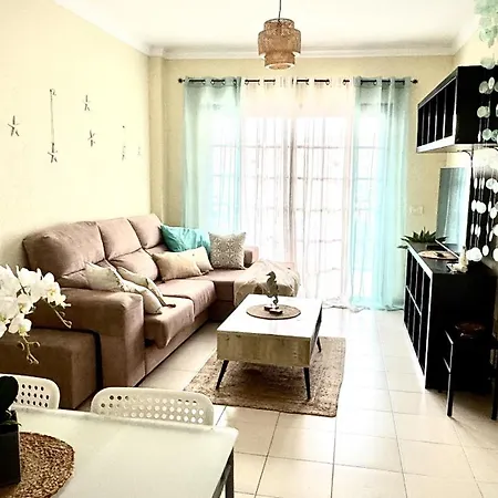 Infinity Sea & Pool Oasis By Deihu Experiences