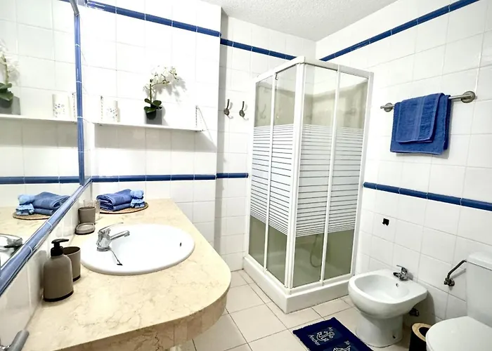 Infinity Sea & Pool Oasis By Deihu Experiences *